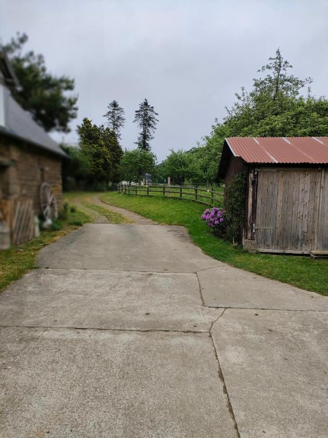 Les Petits Champs Lejlighed Buais-les-Monts Eksteriør billede